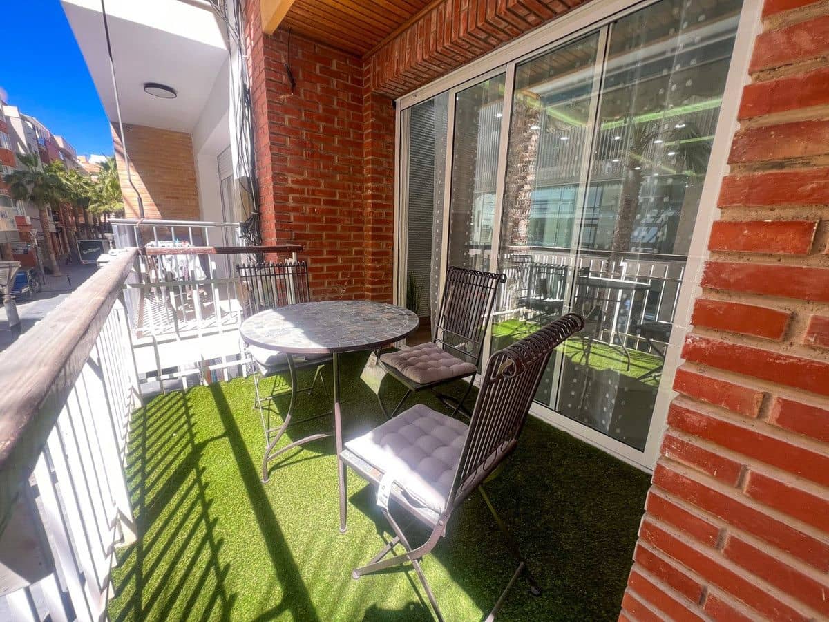 4 slaapkamer Appartement te koop in Torrevieja - € 285.000 (Ref: 10017819)