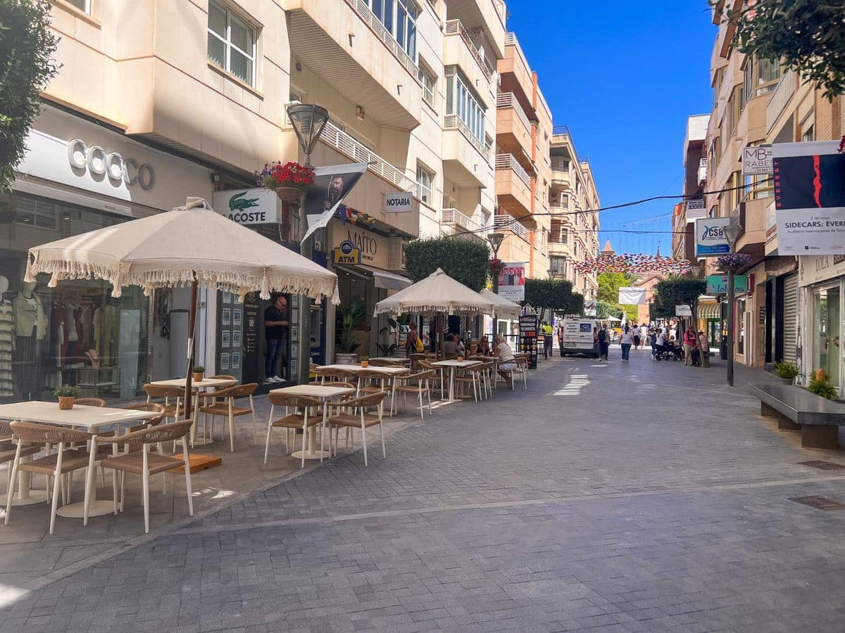 4 slaapkamer Appartement te koop in Torrevieja - € 285.000 (Ref: 10017819)