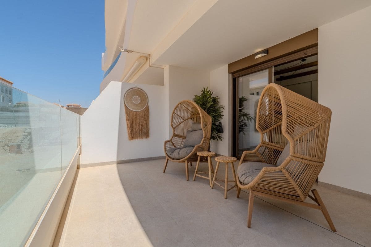 2 Zimmer Apartment zu verkaufen in Orihuela Costa - 359.000 € (Ref: 10017820)