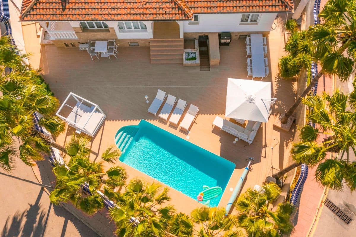 Chalet de 5 habitaciones en Rojales en venta con piscina - 590.000 € (Ref: 10017821)