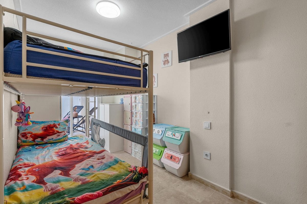 2 quarto Apartamento para venda em Alicante cidade - 189 000 € (Ref: 10017823)