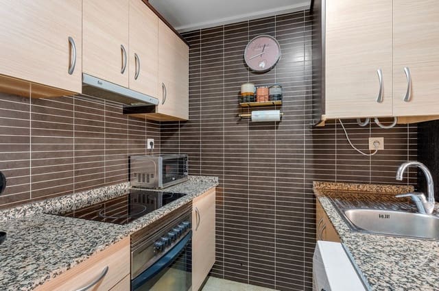 2 quarto Apartamento para venda em Mercado, Alicante cidade - 189 000 € (Ref: 10017823)