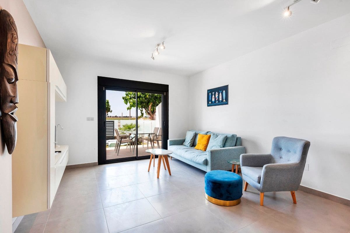 2 bedroom Apartment for sale in Pilar de la Horadada with pool - € 195,000 (Ref: 10017826)