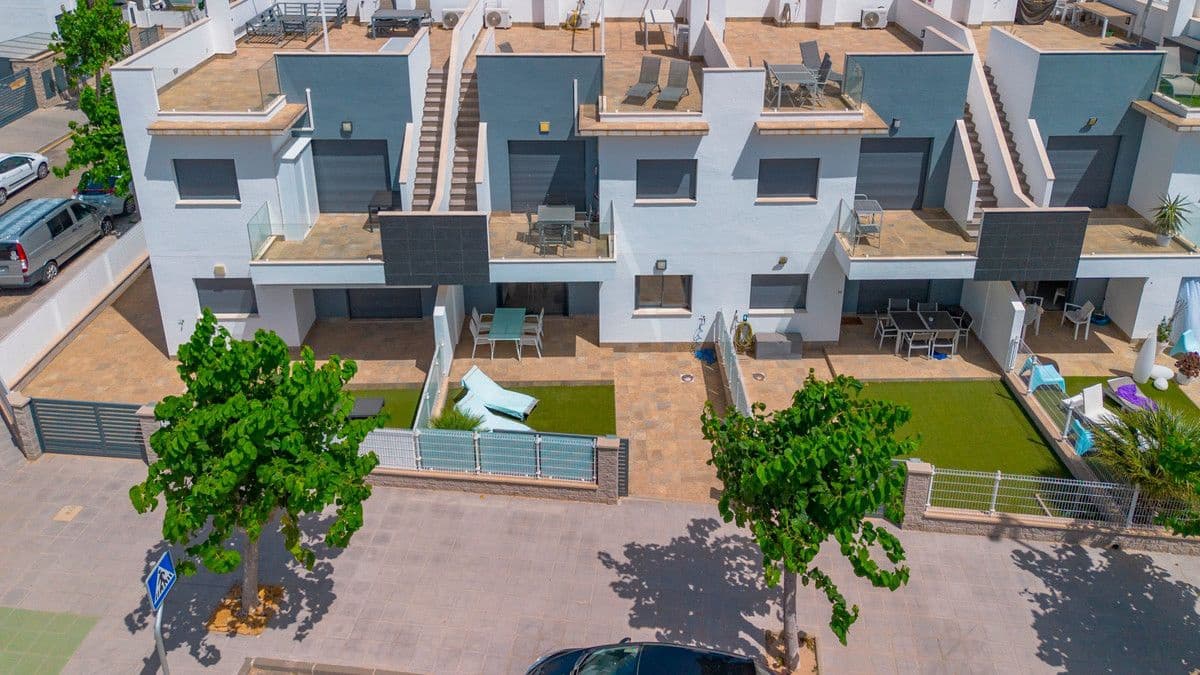 2 bedroom Apartment for sale in Pilar de la Horadada with pool - € 195,000 (Ref: 10017826)