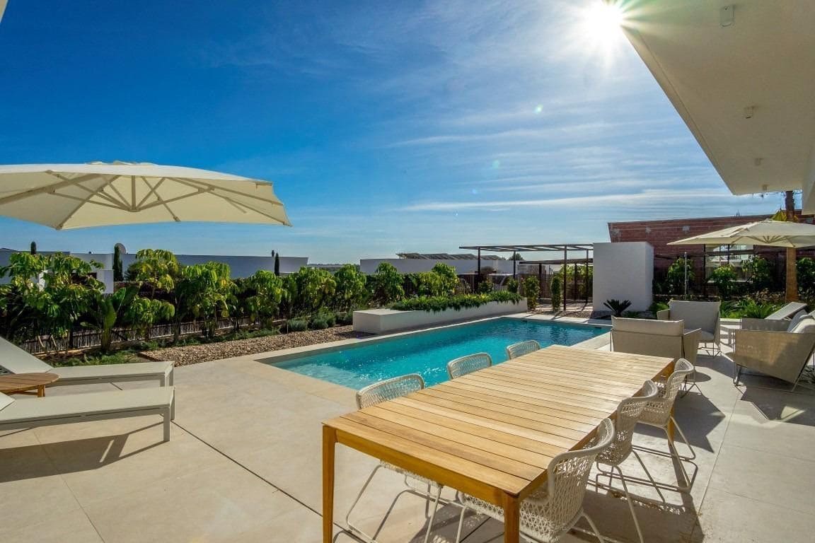 3 slaapkamer Villa te koop in Las Colinas Golf - € 1.325.000 (Ref: 10017828)