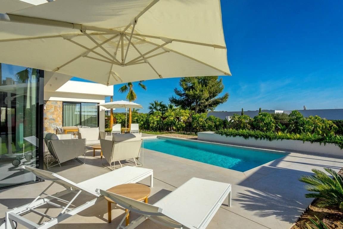 3 slaapkamer Villa te koop in Las Colinas Golf - € 1.325.000 (Ref: 10017828)