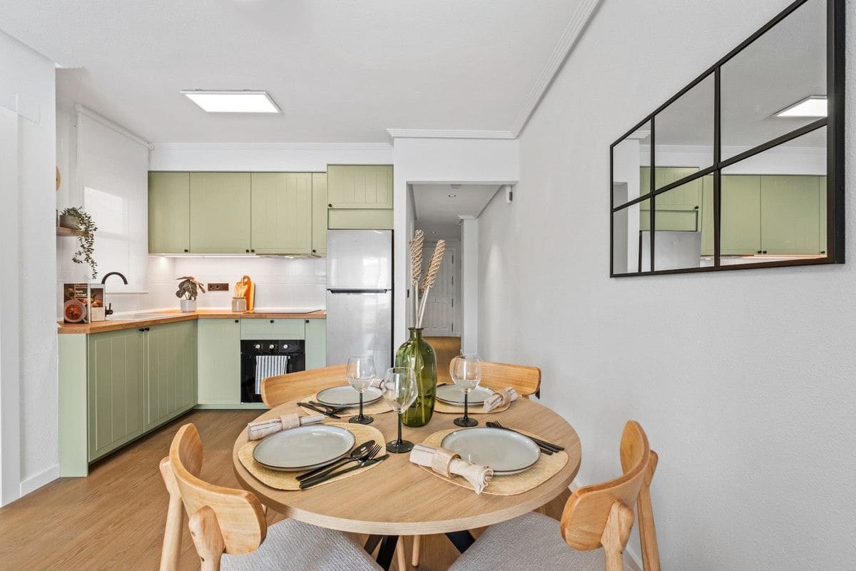 2 sovrum Lägenhet till salu i La Zenia med pool - 194 800 € (Ref: 10017832)