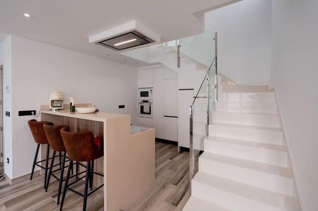 4 camera da letto Villa in vendita in Los Balcones con piscina - 429.000 € (Rif: 10017834)