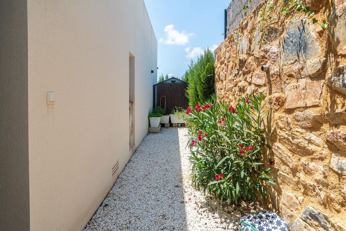 3 bedroom Villa for sale in Algorfa with pool - € 590,000 (Ref: 10017836)