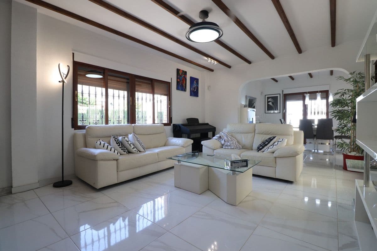 3 chambre Villa/Maison à vendre à Benijofar avec piscine - 425 000 € (Ref: 10017839)