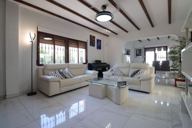 3 chambre Villa/Maison à vendre à Benijófar avec piscine - 425 000 € (Ref: 10017839)