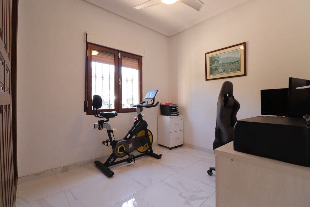 3 chambre Villa/Maison à vendre à Benijofar avec piscine - 425 000 € (Ref: 10017839)