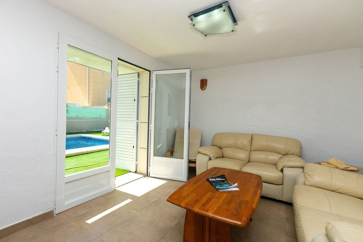 5 sovrum Villa till salu i Torrevieja - 1 295 000 € (Ref: 10017844)