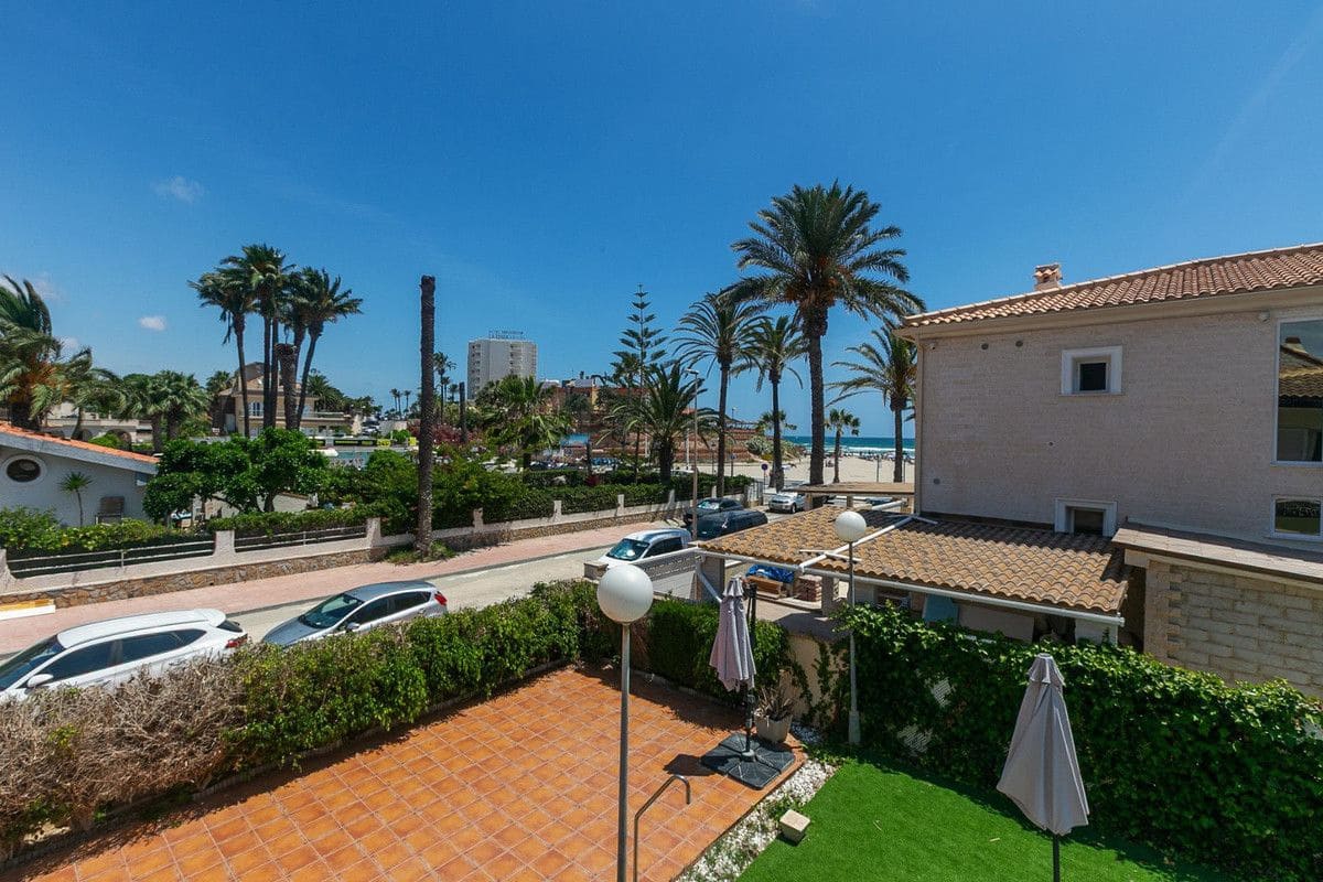 5 sovrum Villa till salu i Torrevieja - 1 295 000 € (Ref: 10017844)