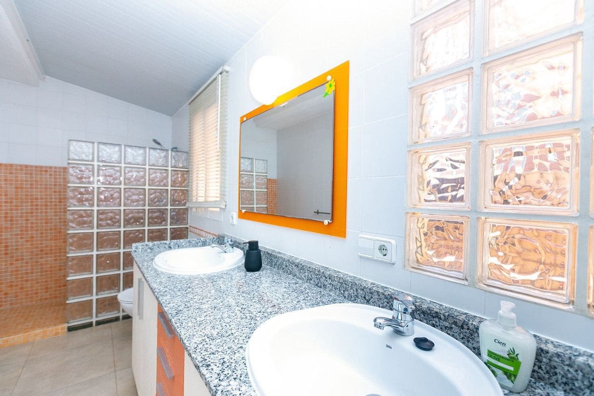 5 sovrum Villa till salu i Torrevieja - 1 295 000 € (Ref: 10017844)