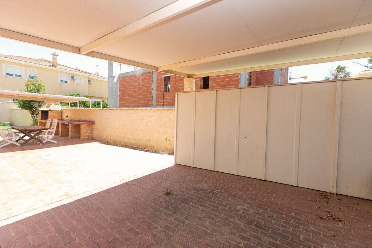 5 sovrum Villa till salu i Torrevieja - 1 295 000 € (Ref: 10017844)