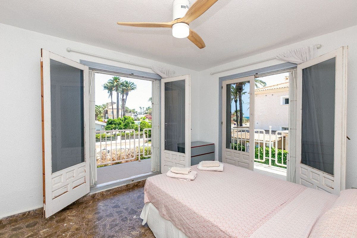 5 sovrum Villa till salu i Torrevieja - 1 295 000 € (Ref: 10017844)