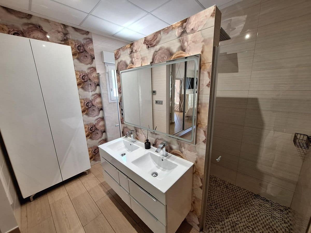 2 sypialnia Willa na sprzedaż w Torrevieja - 850 000 € (Ref: 10017845)