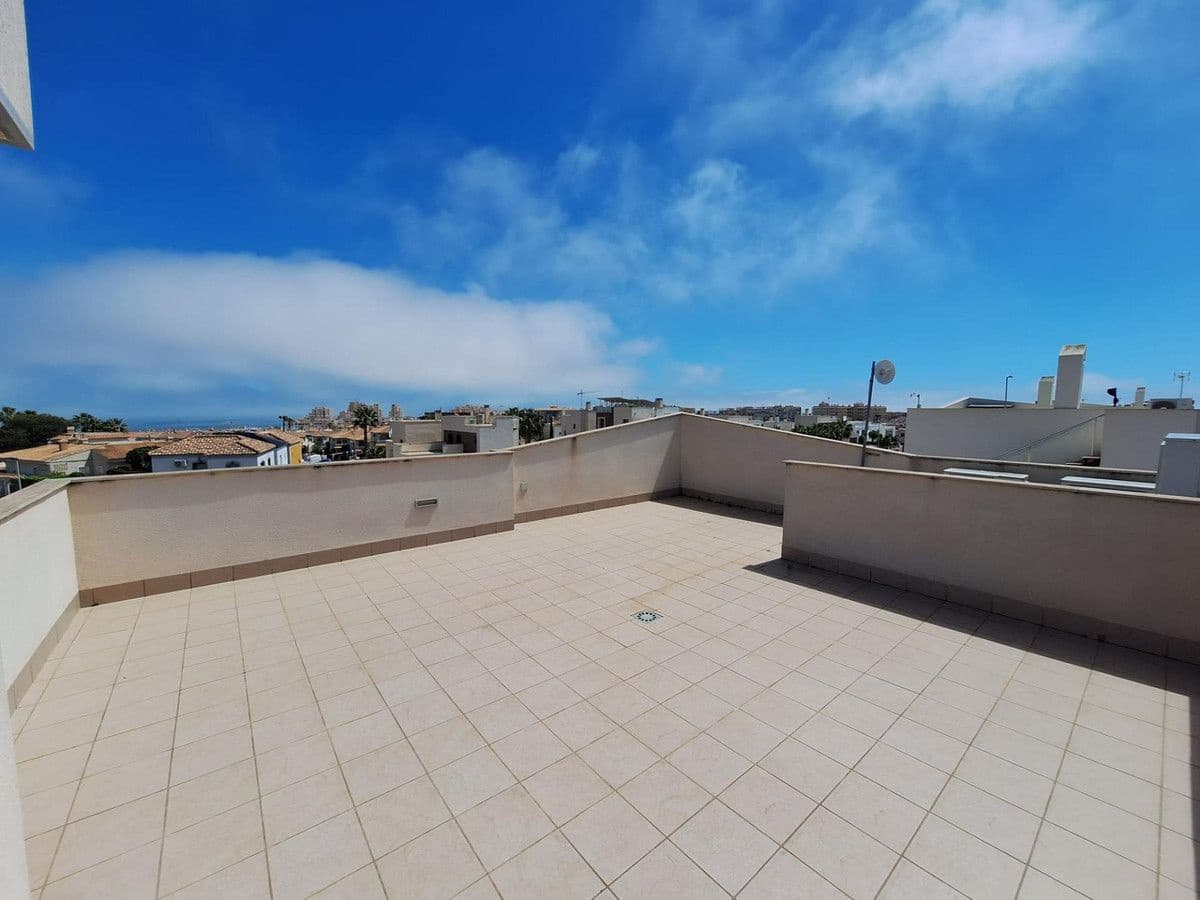 2 sypialnia Willa na sprzedaż w Torrevieja - 850 000 € (Ref: 10017845)