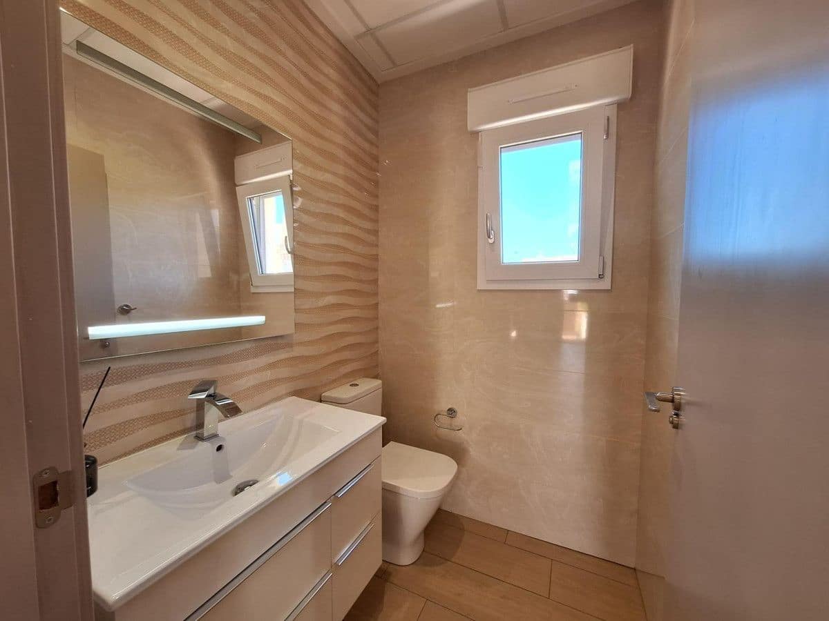2 sypialnia Willa na sprzedaż w Torrevieja - 850 000 € (Ref: 10017845)