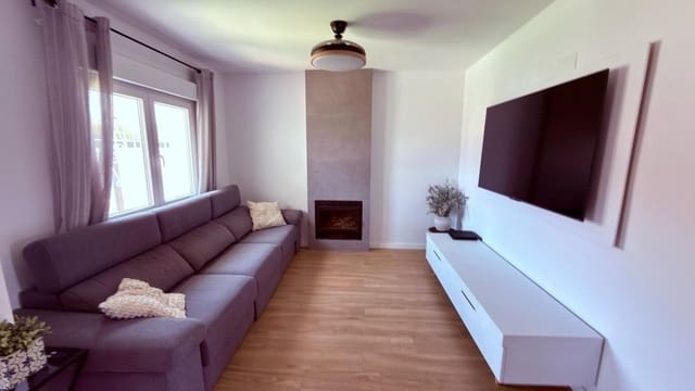 4 soverom Villa til salgs i San Vicente / Sant Vicent del Raspeig - € 589 000 (Ref: 10017846)