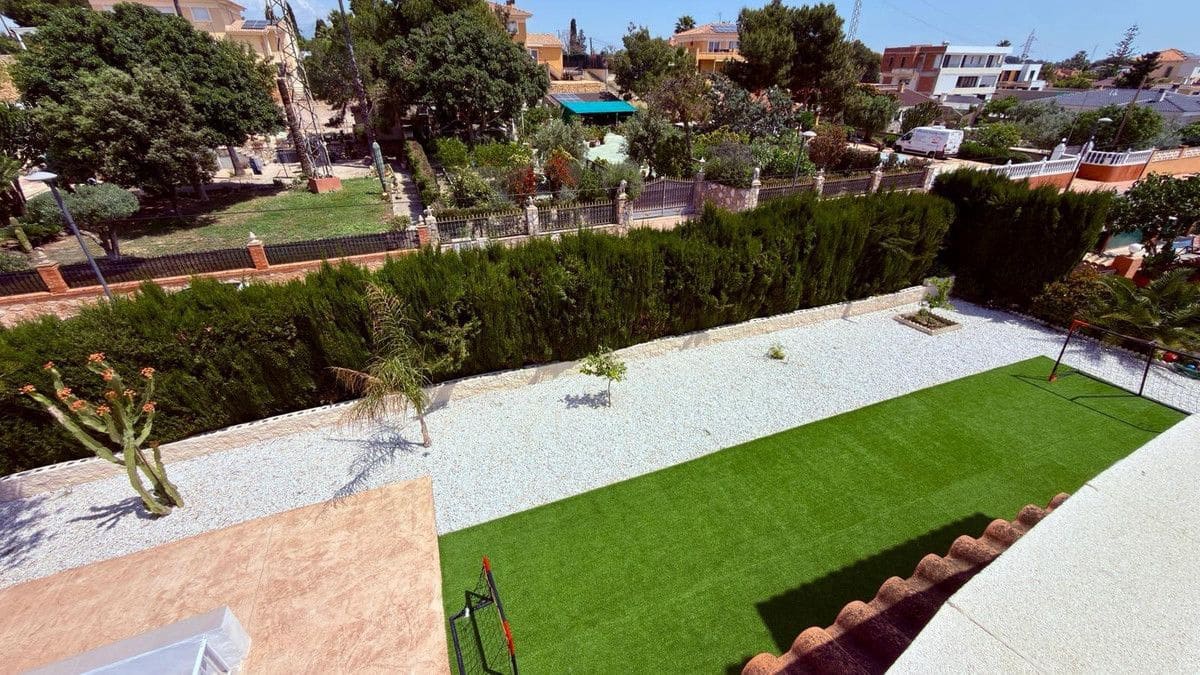 4 soverom Villa til salgs i San Vicente / Sant Vicent del Raspeig - € 589 000 (Ref: 10017846)