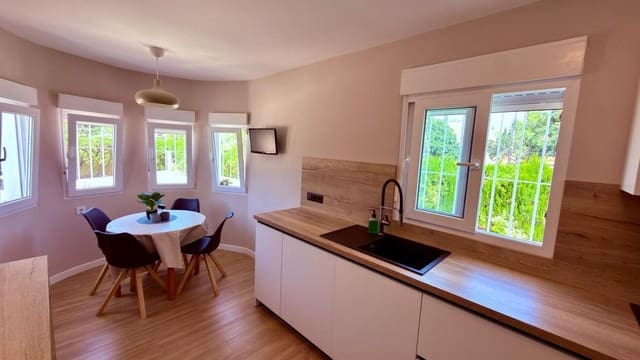 4 chambre Villa/Maison à vendre à San Vicente / Sant Vicent del Raspeig - 589 000 € (Ref: 10017846)