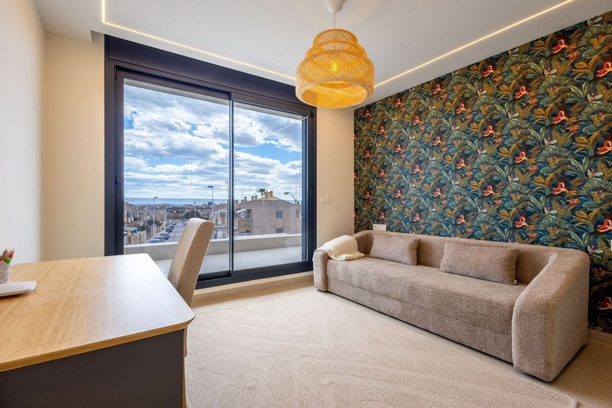 4 sovrum Villa till salu i Torrevieja - 1 675 000 € (Ref: 10017847)