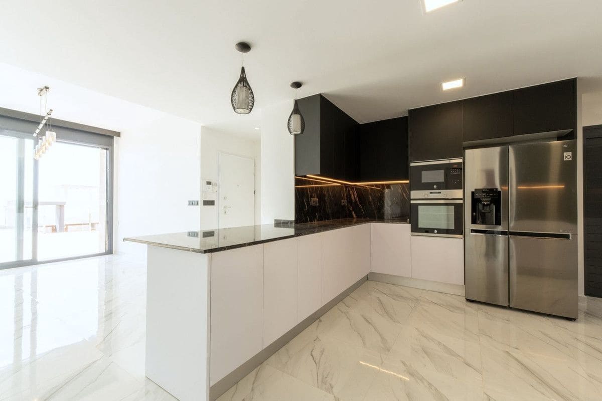 3 sypialnia Willa na sprzedaż w San Miguel de Salinas - 545 000 € (Ref: 10017848)