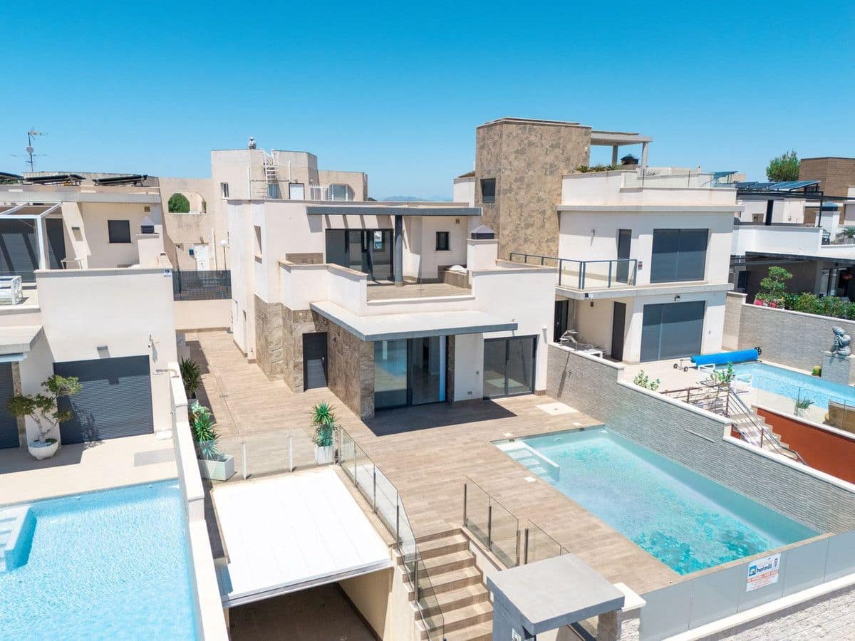 3 sypialnia Willa na sprzedaż w San Miguel de Salinas - 545 000 € (Ref: 10017848)