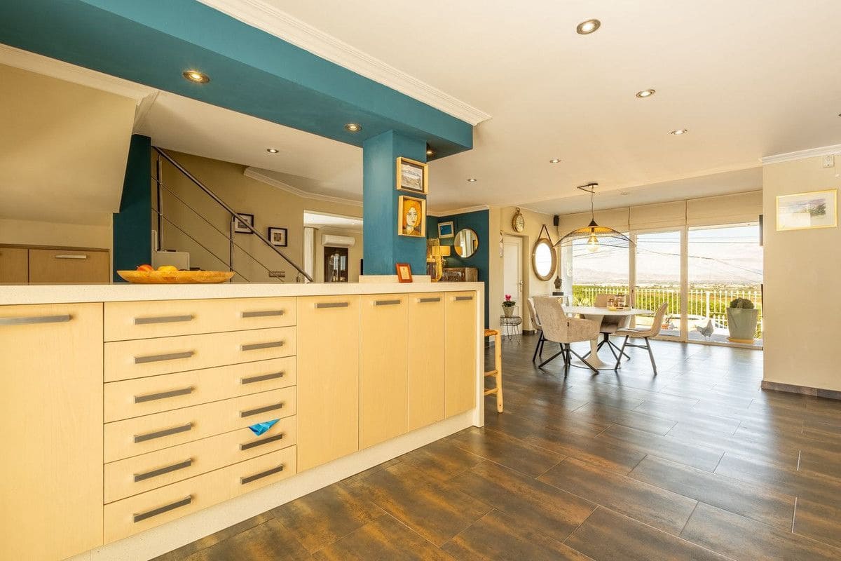 5 camera da letto Villa in vendita in Almoradi - 650.000 € (Rif: 10017849)
