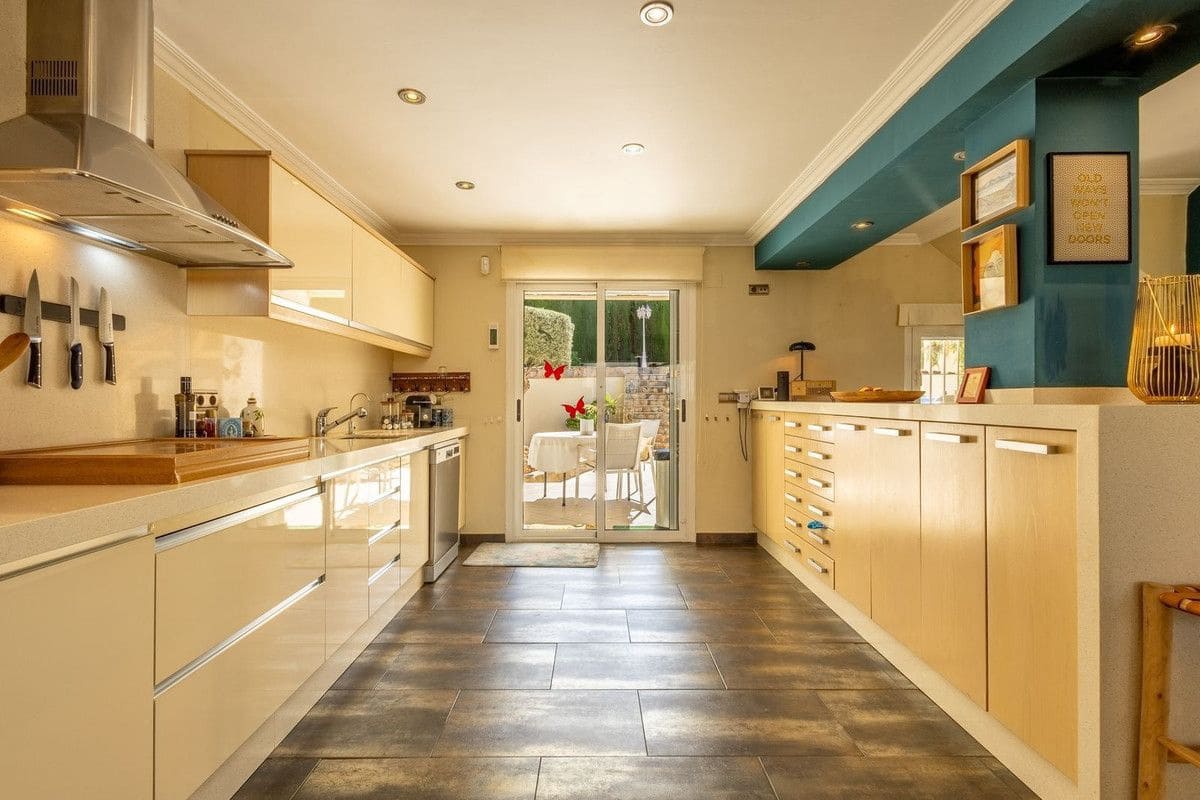 5 camera da letto Villa in vendita in Almoradi - 650.000 € (Rif: 10017849)