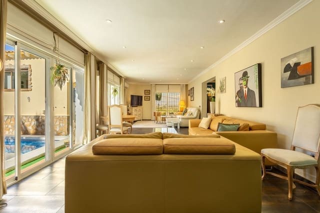 5 camera da letto Villa in vendita in Almoradí - 650.000 € (Rif: 10017849)