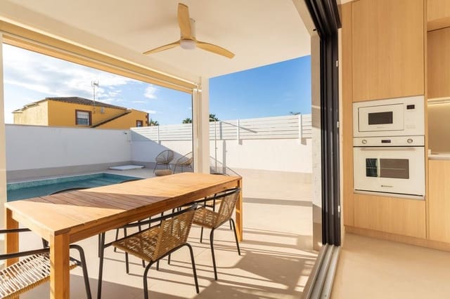 3 bedroom Villa for sale in Torrevieja - € 459,000 (Ref: 10017852)