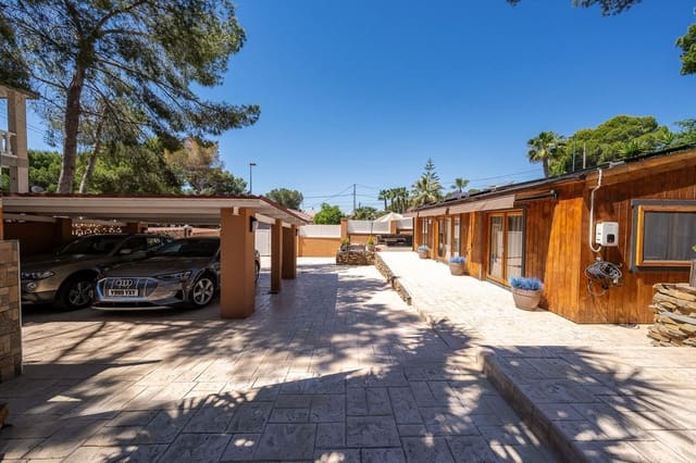 5 Zimmer Villa zu verkaufen in Pilar de la Horadada - 475.000 € (Ref: 10017853)
