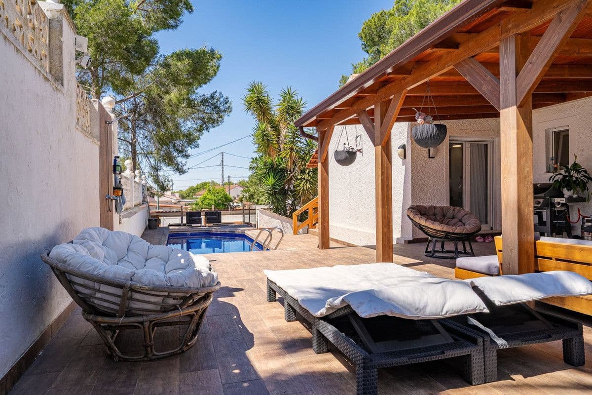 5 Zimmer Villa zu verkaufen in Pilar de la Horadada - 475.000 € (Ref: 10017853)