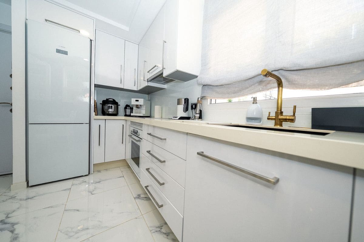 5 Zimmer Villa zu verkaufen in Pilar de la Horadada - 475.000 € (Ref: 10017853)