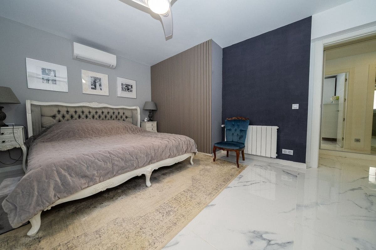5 Zimmer Villa zu verkaufen in Pilar de la Horadada - 475.000 € (Ref: 10017853)