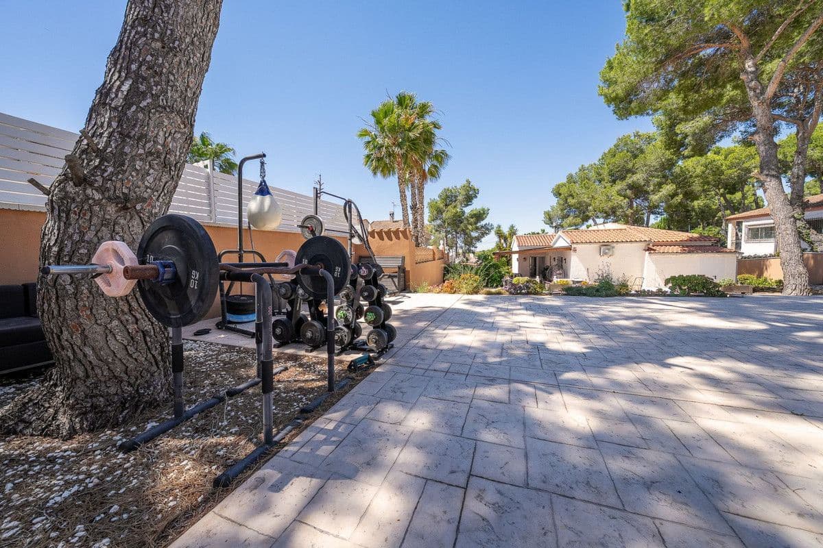 5 Zimmer Villa zu verkaufen in Pilar de la Horadada - 475.000 € (Ref: 10017853)