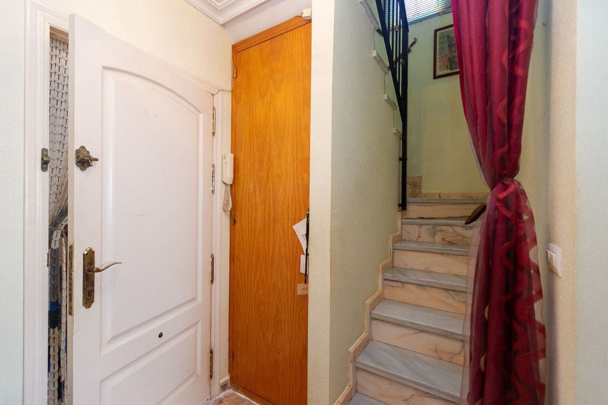 4 bedroom Villa for sale in Torrevieja - € 560,000 (Ref: 10017854)