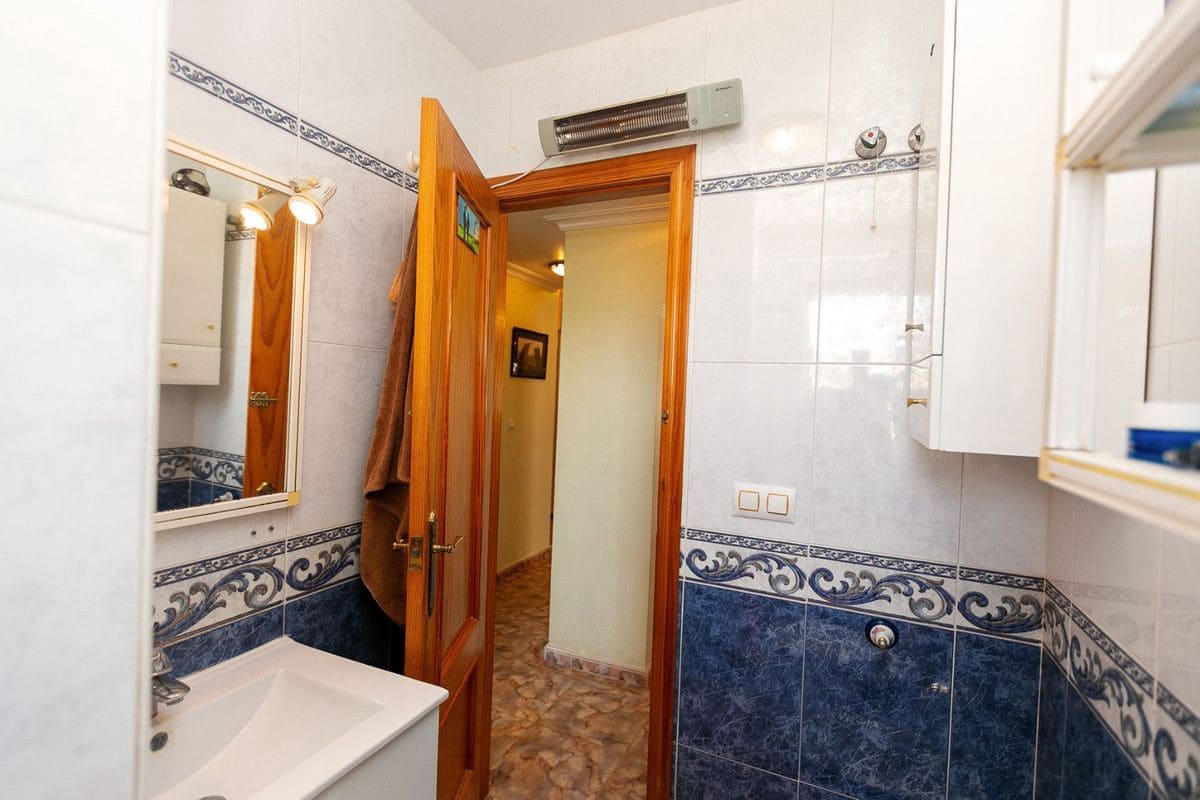 4 bedroom Villa for sale in Torrevieja - € 560,000 (Ref: 10017854)