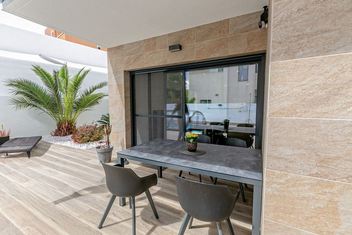 3 slaapkamer Villa te koop in Los Montesinos - € 499.000 (Ref: 10017855)