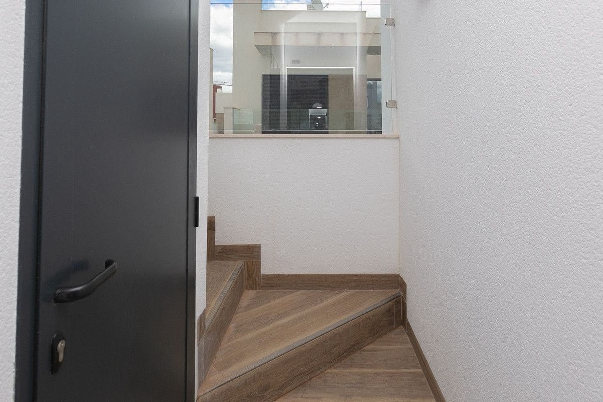 3 slaapkamer Villa te koop in Los Montesinos - € 499.000 (Ref: 10017855)