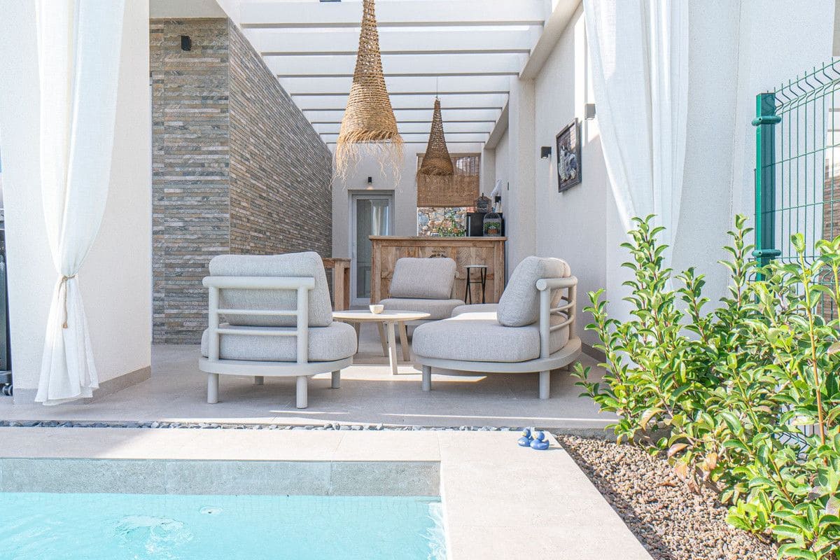 3 bedroom Villa for sale in Algorfa - € 630,000 (Ref: 10017856)