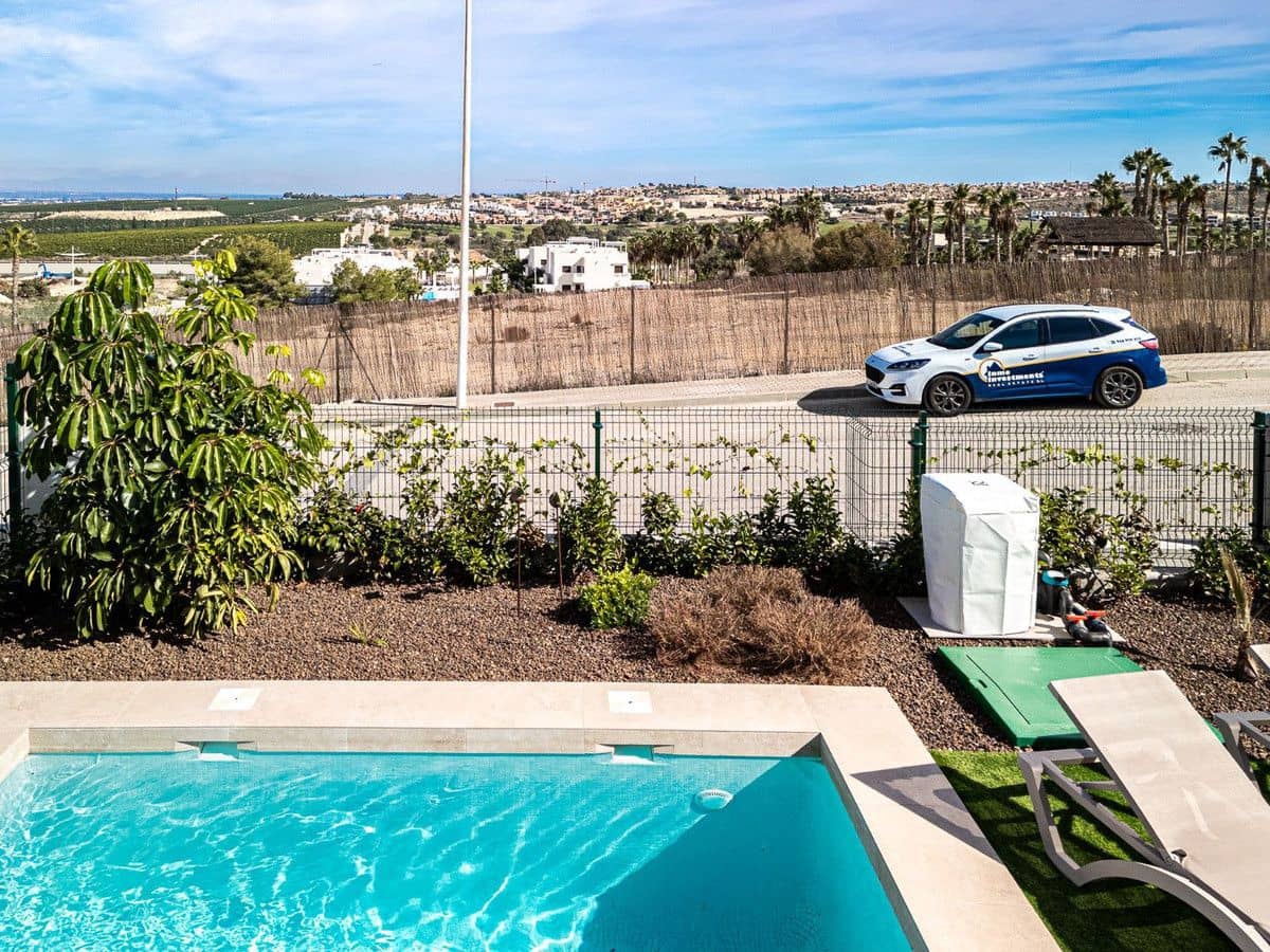 3 bedroom Villa for sale in Algorfa - € 630,000 (Ref: 10017856)