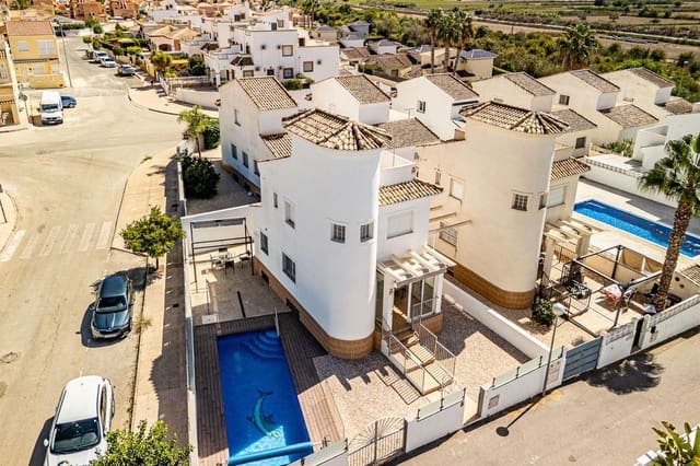4 slaapkamer Villa te koop in Formentera del Segura - € 376.900 (Ref: 10017857)