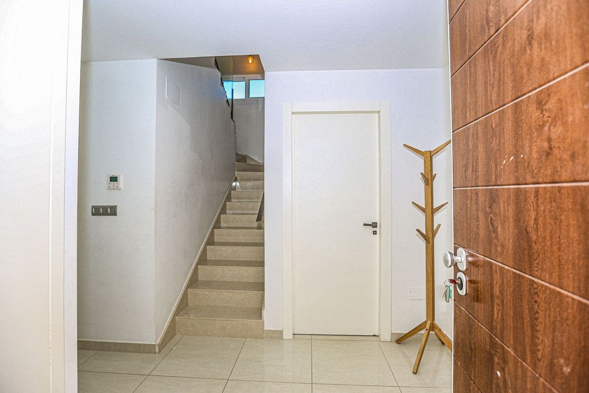 3 bedroom Villa for sale in Rojales - € 550,000 (Ref: 10017858)