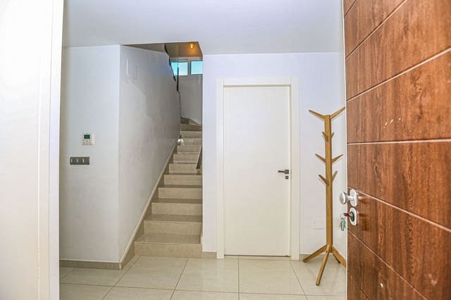 3 bedroom Villa for sale in Rojales - € 550,000 (Ref: 10017858)