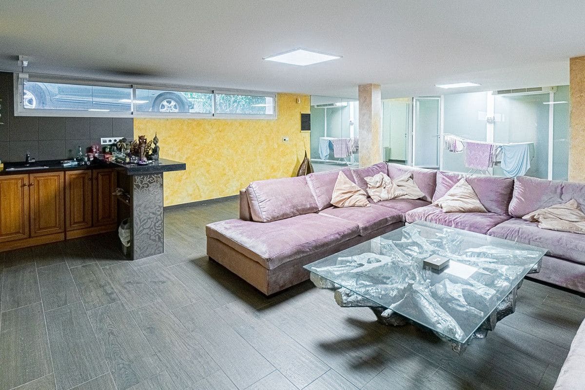 5 slaapkamer Villa te koop in Torrevieja - € 1.170.000 (Ref: 10017859)