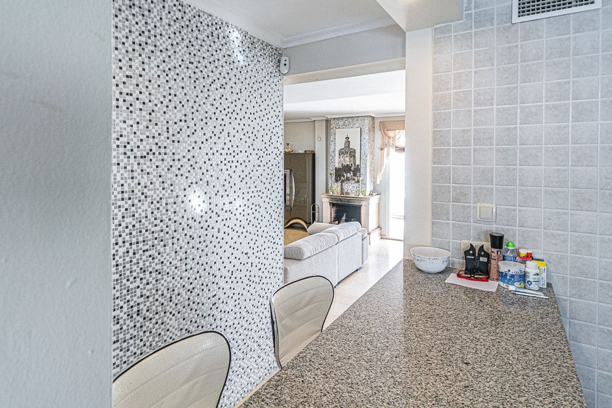 5 slaapkamer Villa te koop in Torrevieja - € 1.170.000 (Ref: 10017859)